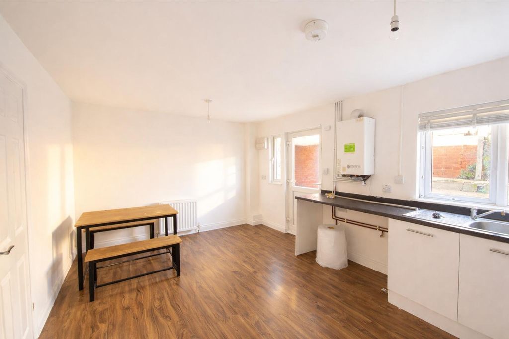 Property photo 3 of 8 Whatsapp Image 2026-03-16 At 15.13.15 (9).Jpeg