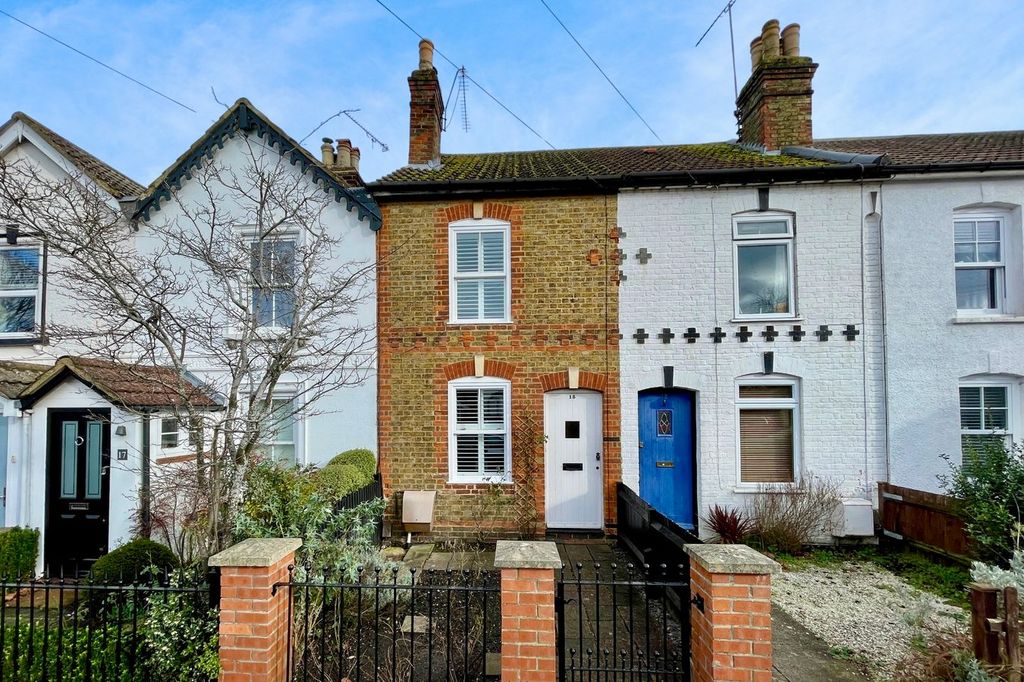 Property photo 1 of 18