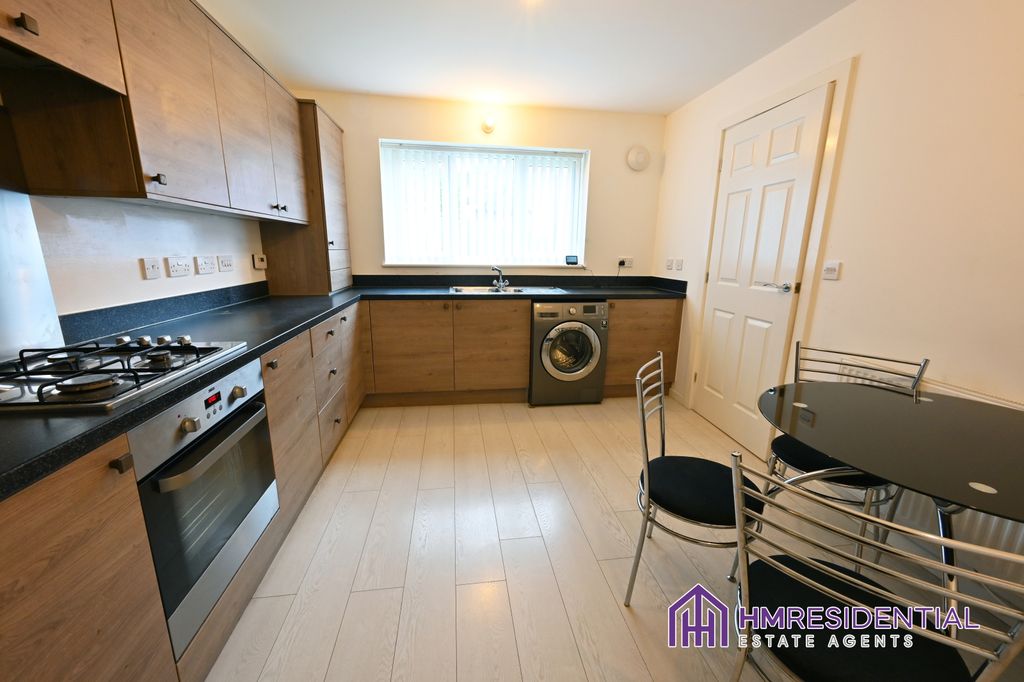 Property photo 2 of 10 Dsc 6203