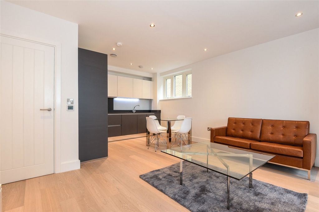 Property photo 2 of 12 Picture No. 02