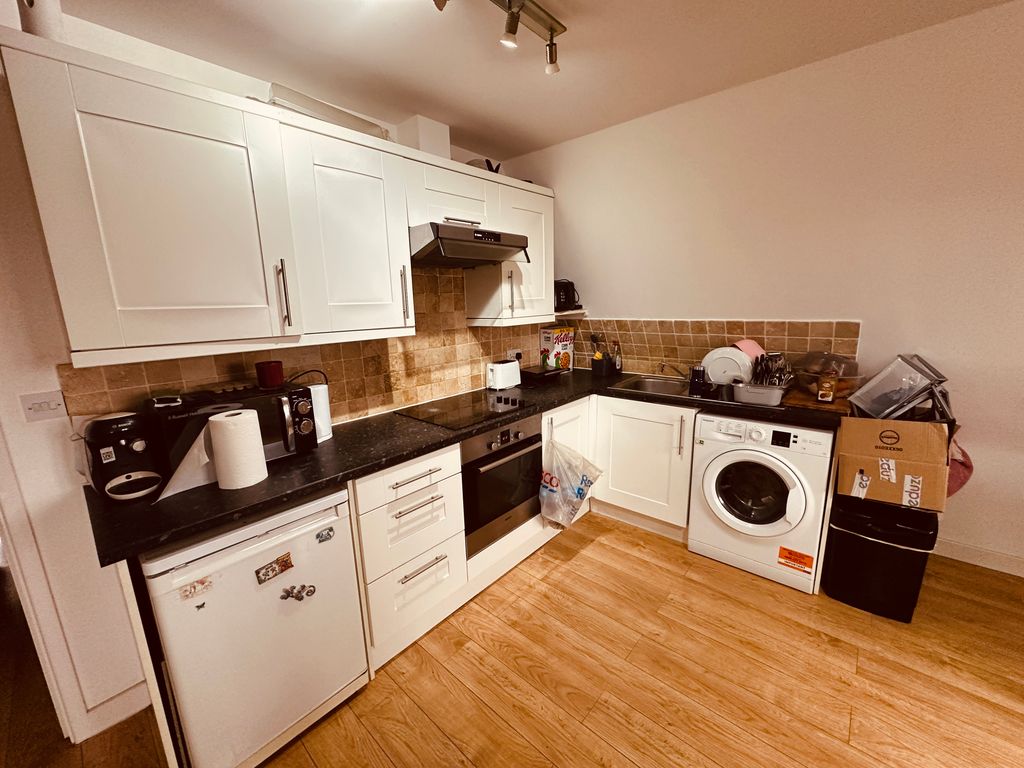 Property photo 3 of 5