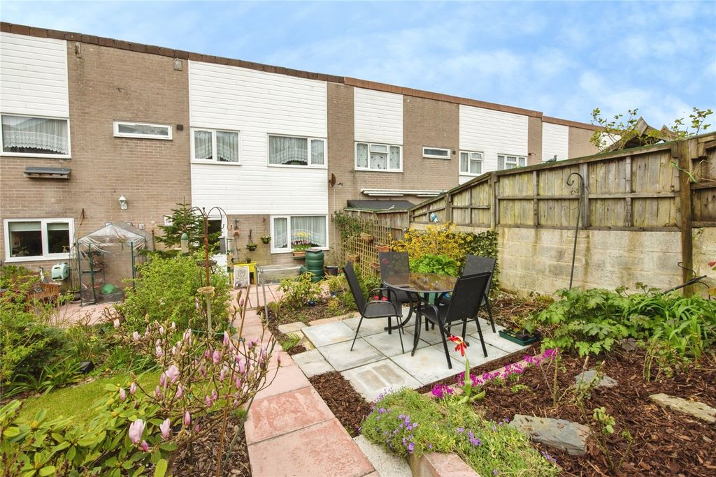 Property photo 2 of 16 Picture No. 24