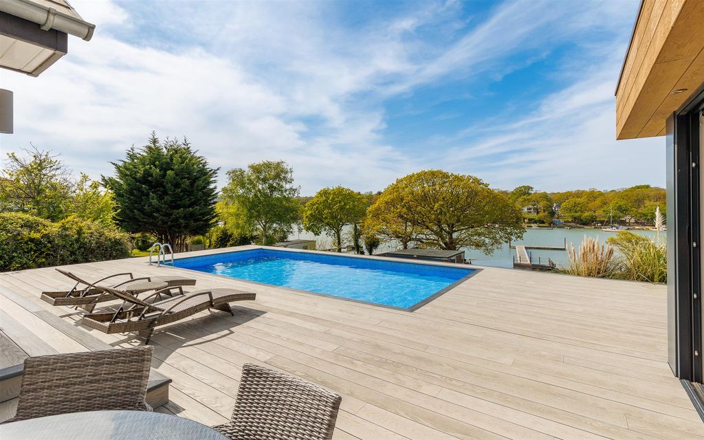 Additional image 19 of 5 bed chalet for saleWootton Bridge, Isle Of Wight PO33