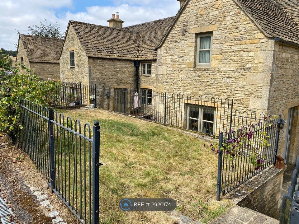Property photo 2 of 9