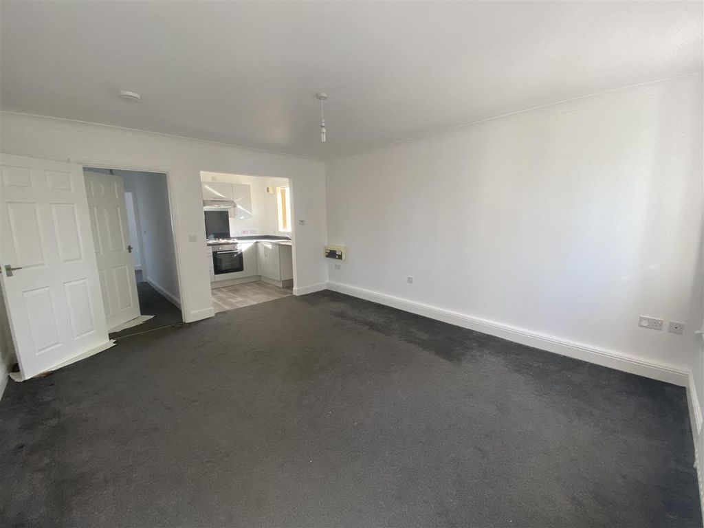 Property photo 3 of 3 Flat 1 Lounge.Jpg