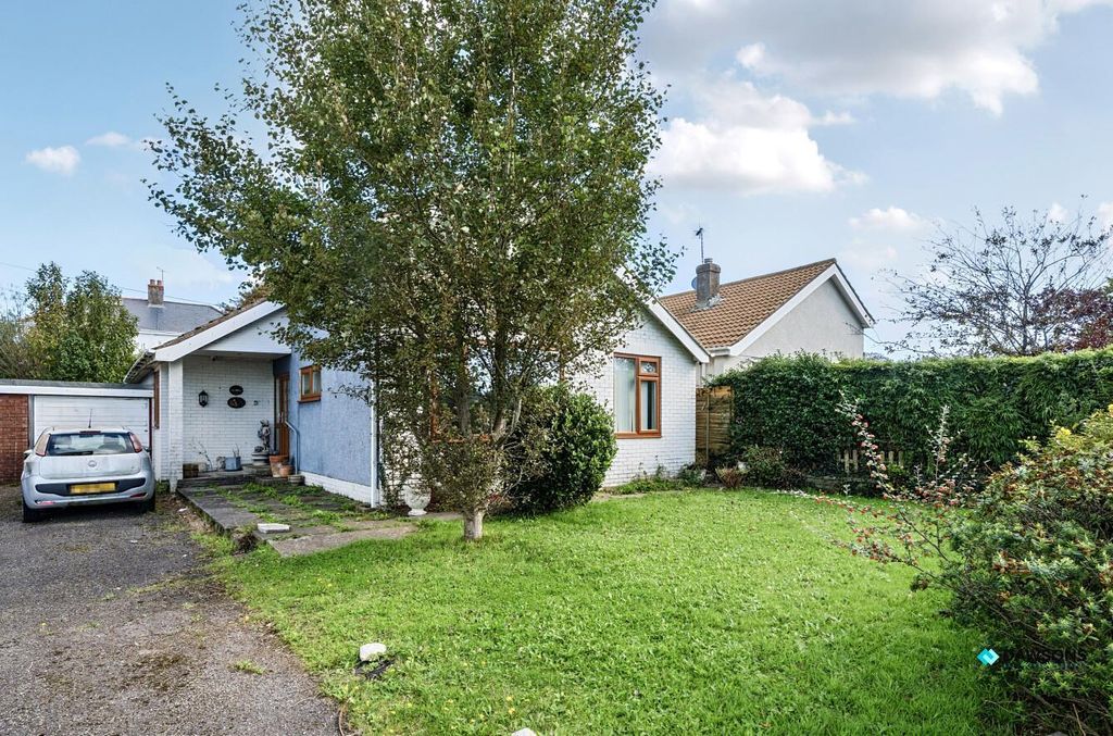 Property photo 1 of 20 8Fcfcba7-B590-45B6-A834-F83d2F43111F.Jpg