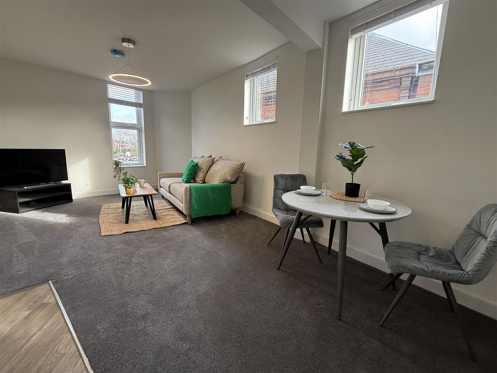 Property photo 3 of 9 Tempimagelepho3.Jpg
