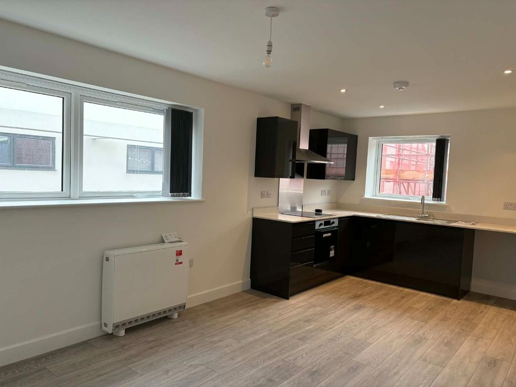 Property photo 3 of 5 Catherine House Flat 10 Living (2).Jpg