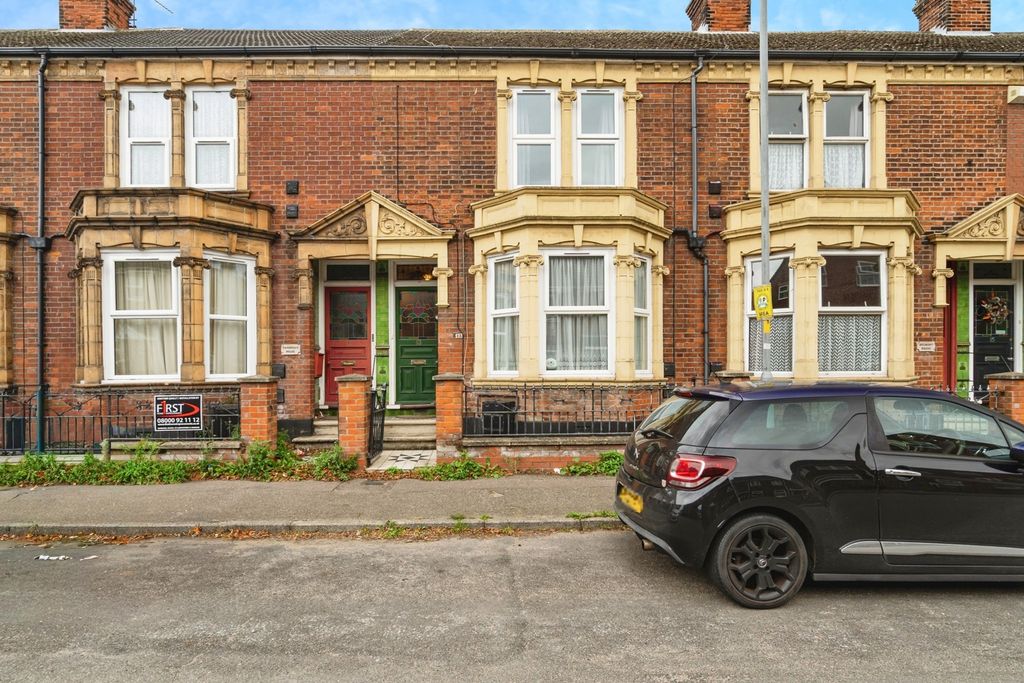 Property photo 1 of 17 Photo