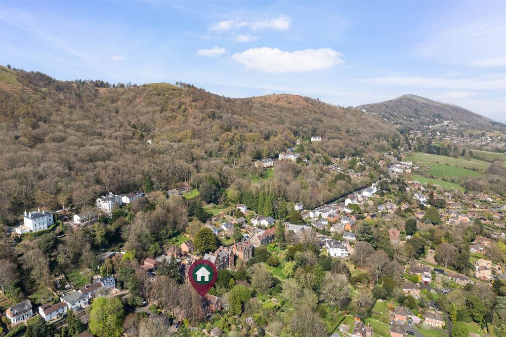 Additional image 30 of 6 bed detached house for sale223 Wells Road, Malvern WR14