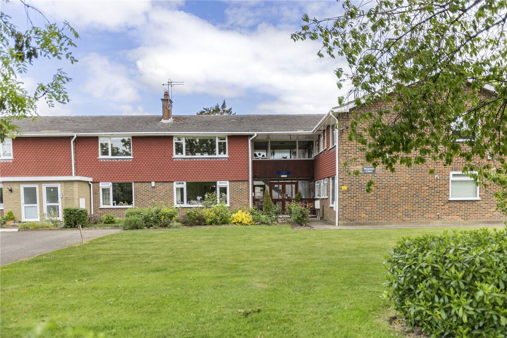 Property photo 1 of 19 Picture No. 12
