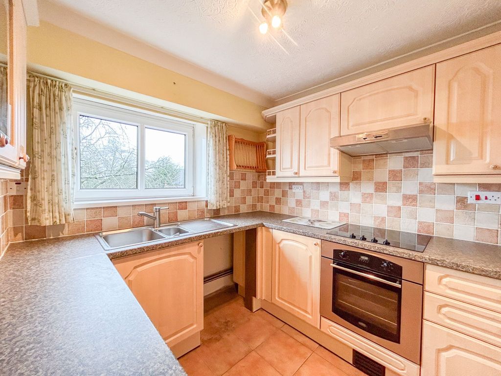 Property photo 3 of 16