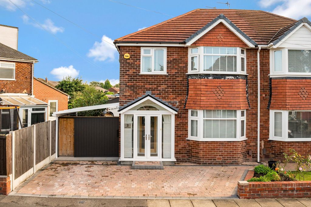 Property photo 1 of 38