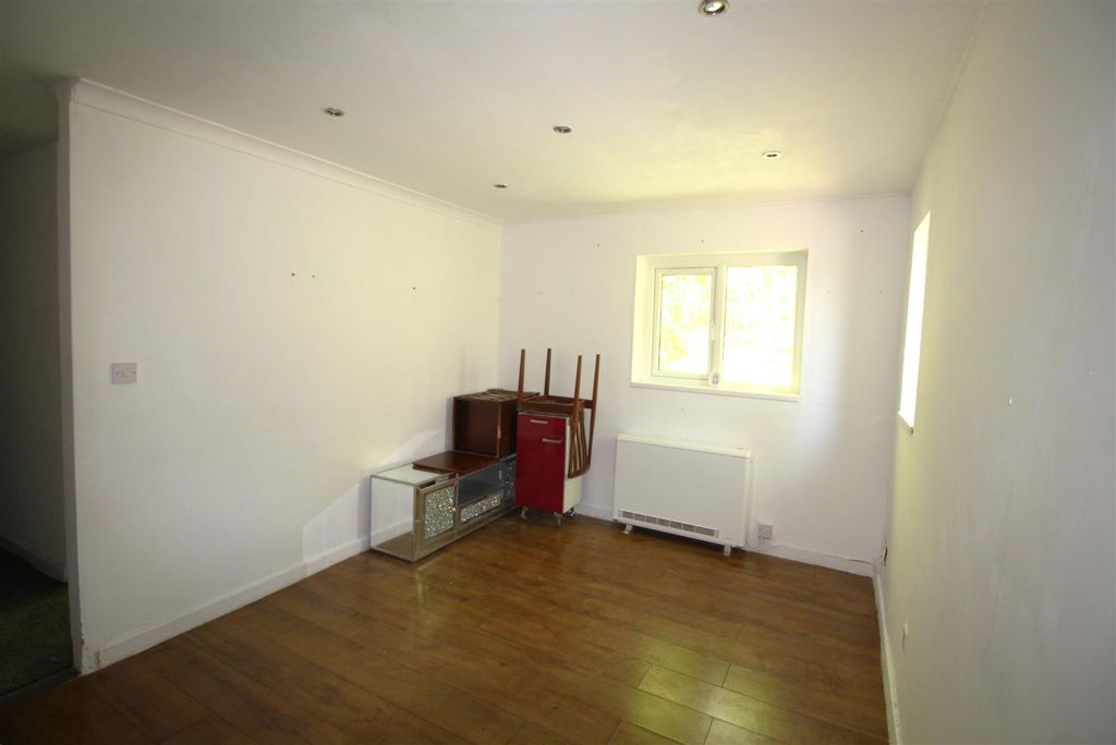 Property photo 3 of 7 Img_3113.Jpg