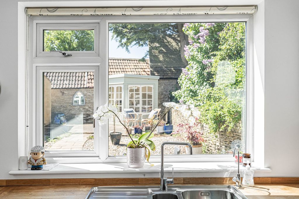 Property photo 2 of 13 Picture No. 07