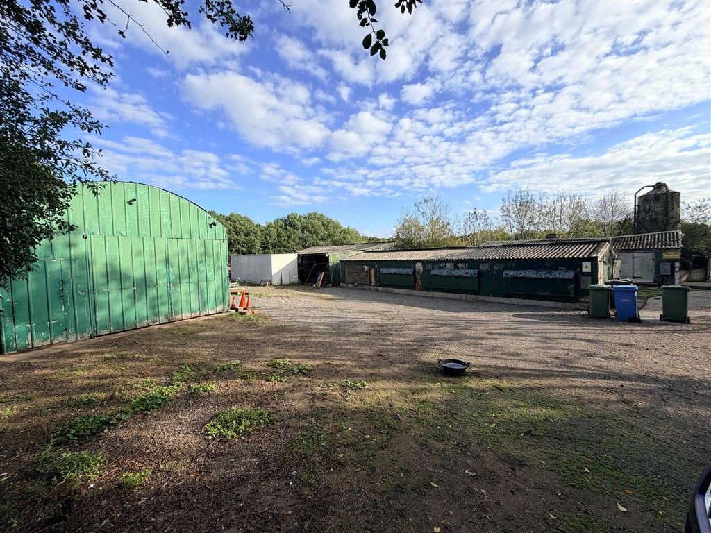 Property photo 2 of 10