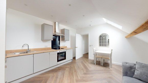 Property photo 3 of 14 9324599.Jpg