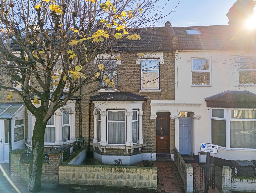 Property photo 1 of 22 Photo 6