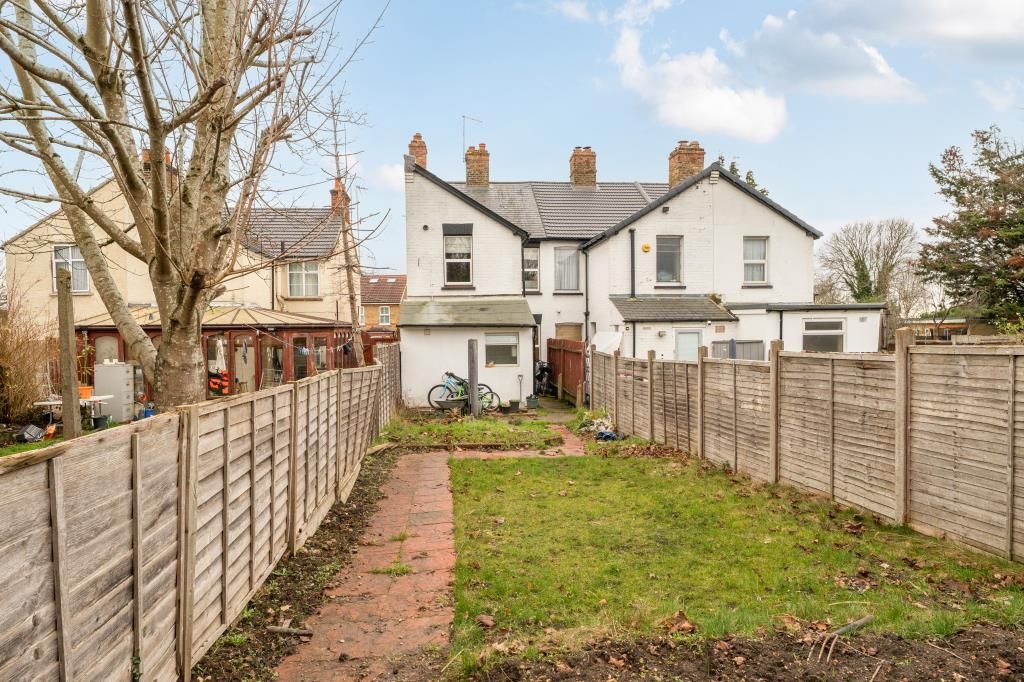 Property photo 2 of 20 Garden View