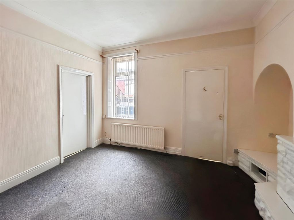 Property photo 3 of 9 F4965Efb-Whatsapp 20Image 202025-07-02 20At 201.13