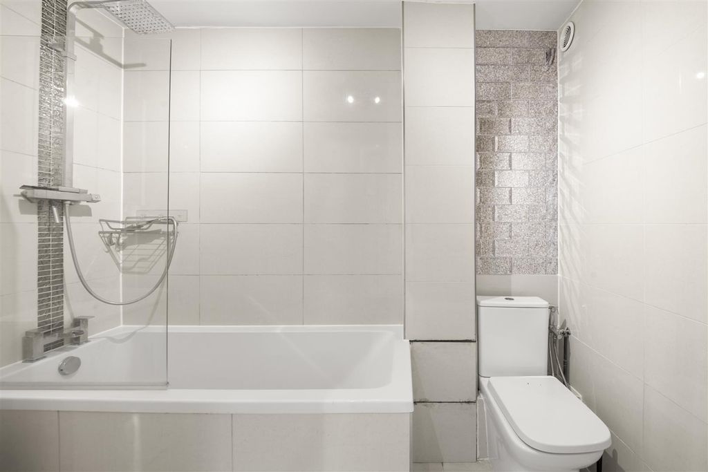 Additional image 10 of 1 bed flat for saleConstable Close, Hayes UB4