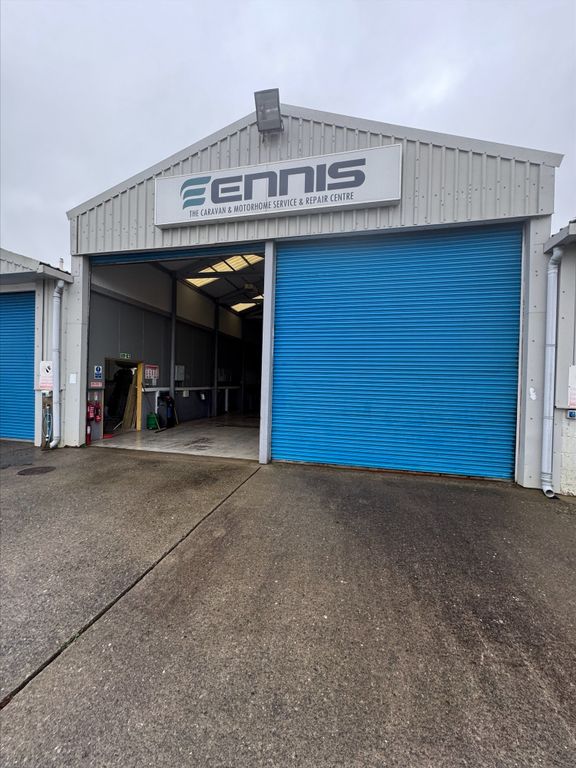 Property photo 2 of 6