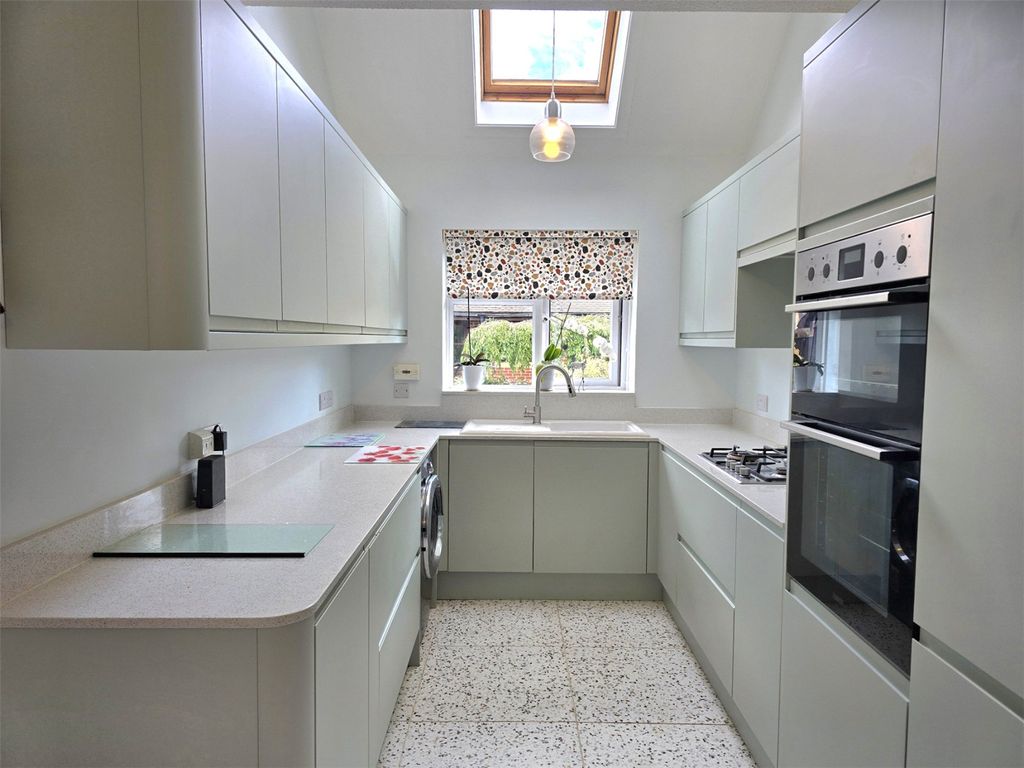 Property photo 2 of 11 Picture No. 09
