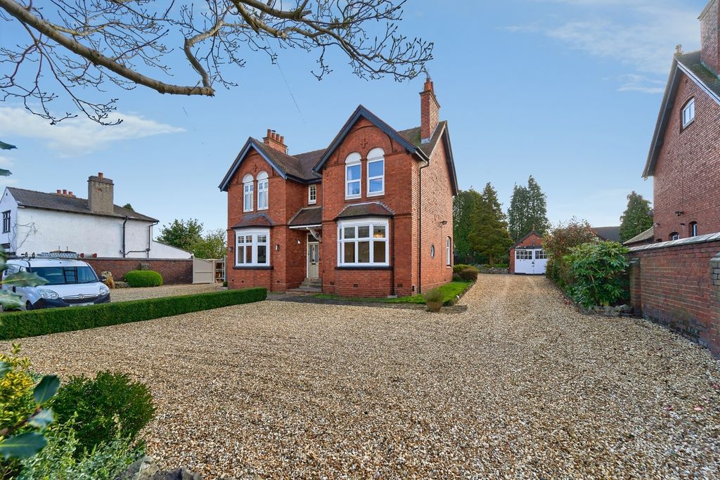 Property photo 1 of 34 Pbox-Img.Jpg