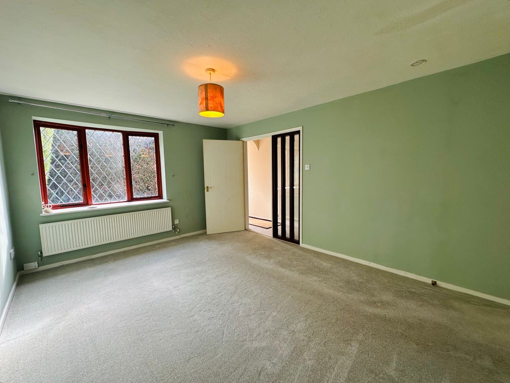 Property photo 3 of 13