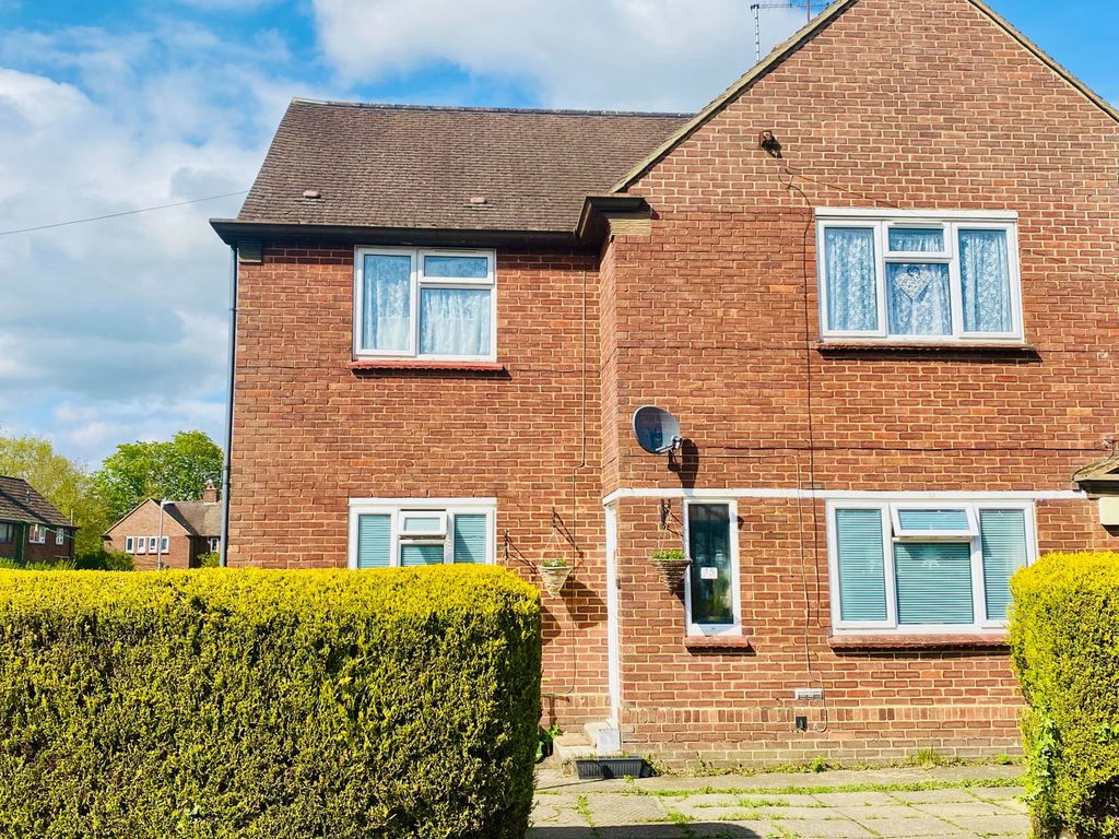 Property photo 1 of 8