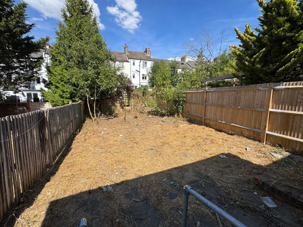 Property photo 3 of 20