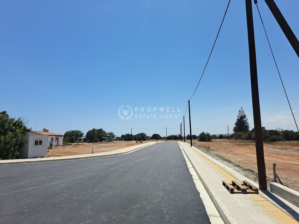 Property photo 2 of 9