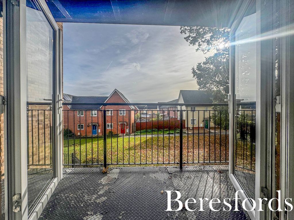 Property photo 3 of 11 Picture No. 13