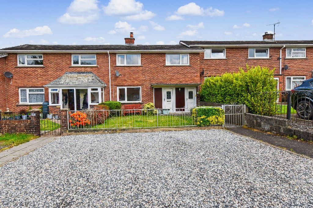 Property photo 2 of 15