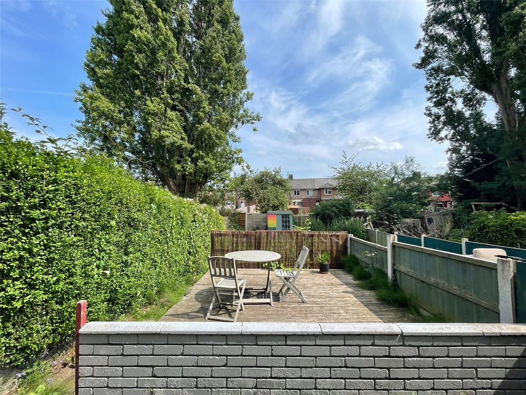 Property photo 2 of 16 Picture No. 16