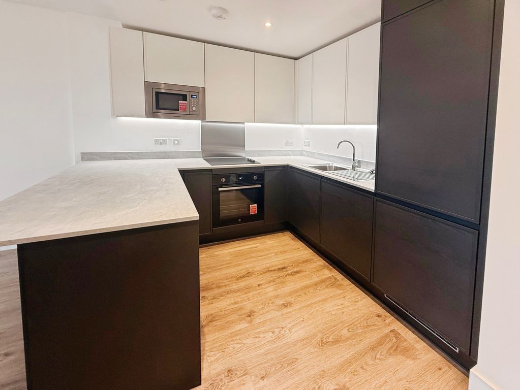 Property photo 3 of 11 Image