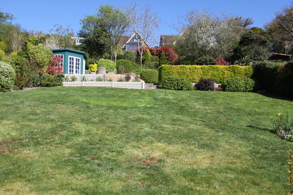 Property photo 3 of 22