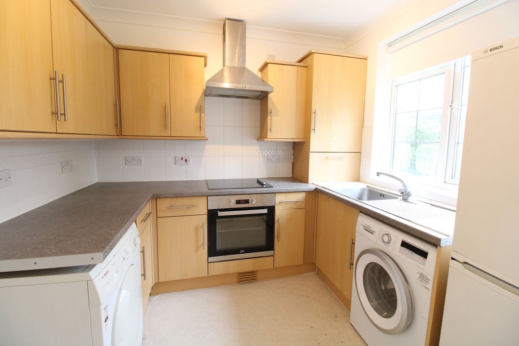 Property photo 3 of 9 Img_3754