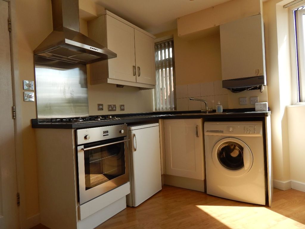 Property photo 3 of 24