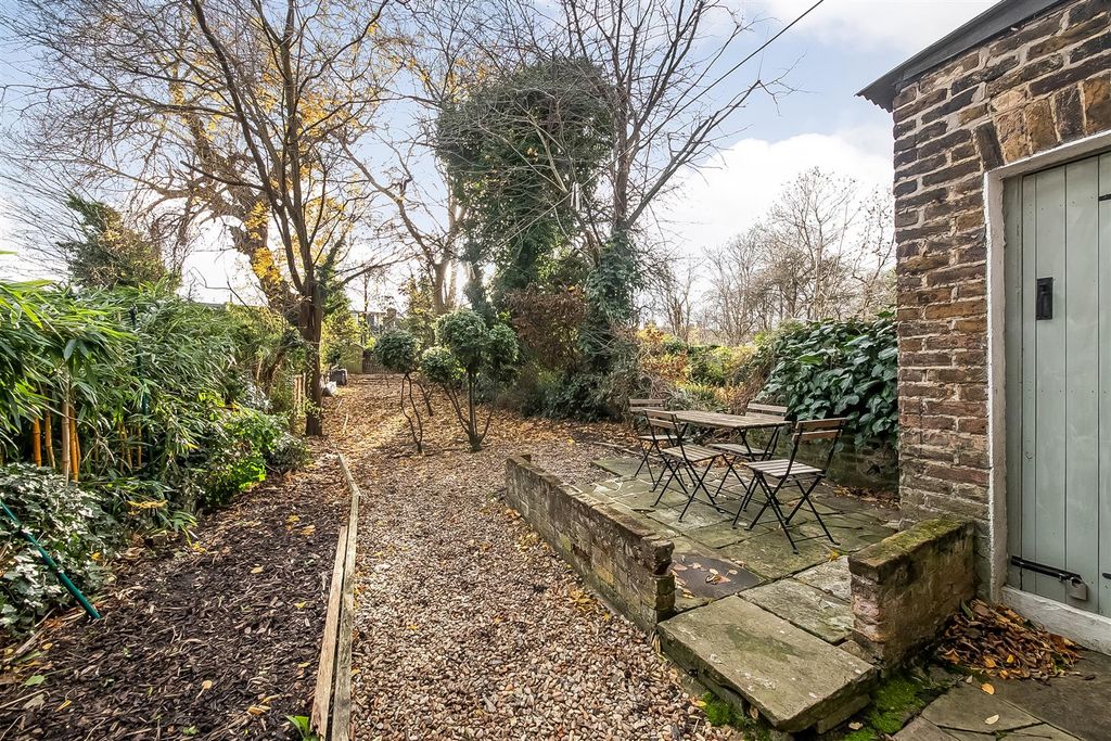 Property photo 2 of 12 Img_6014-2.Jpg