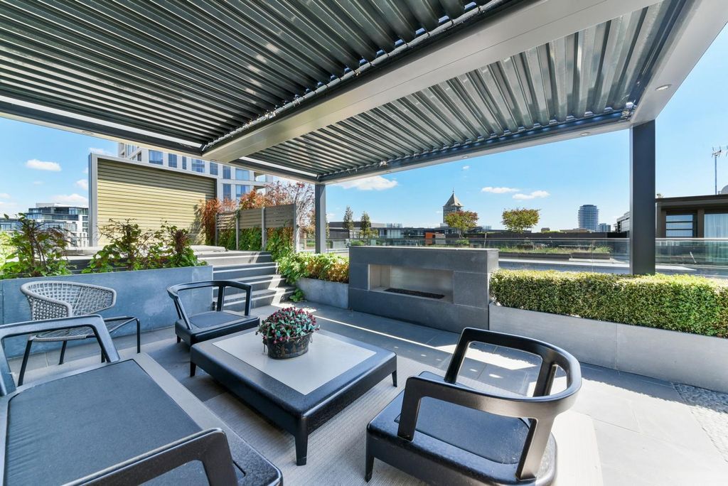 Property photo 3 of 23 Image