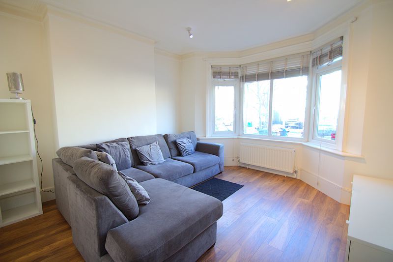 Property photo 2 of 14 Photo 9