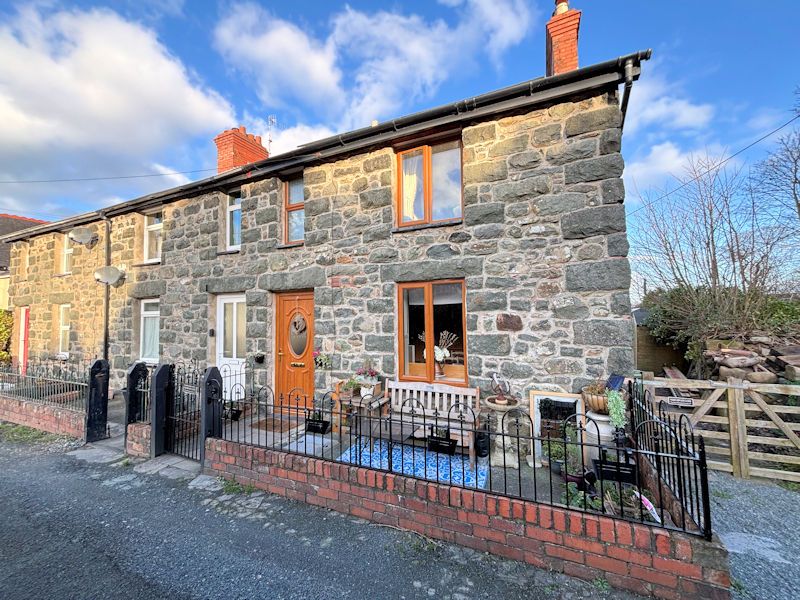 Property photo 1 of 35