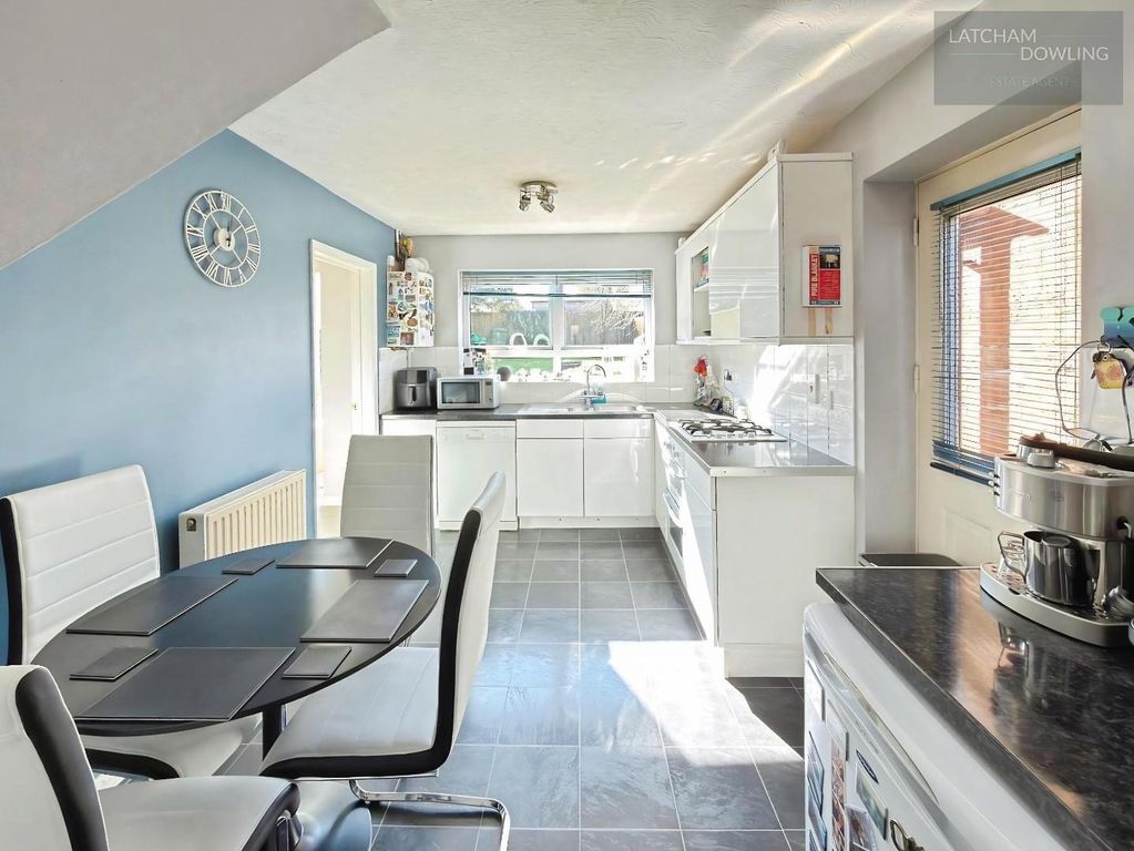 Property photo 2 of 28 User_Edited_Photo-Cfbc0341_User-Edited-c1d87448-83