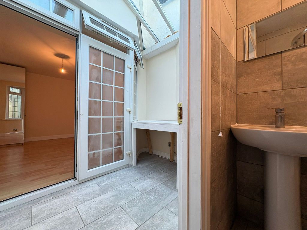 Property photo 1 of 51