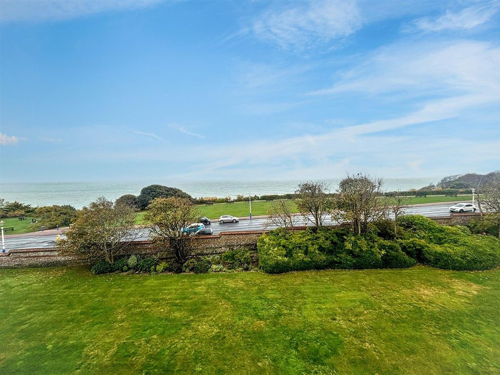 Property photo 3 of 25 Photo-2025-11-03-16-40-13 (5).Jpg