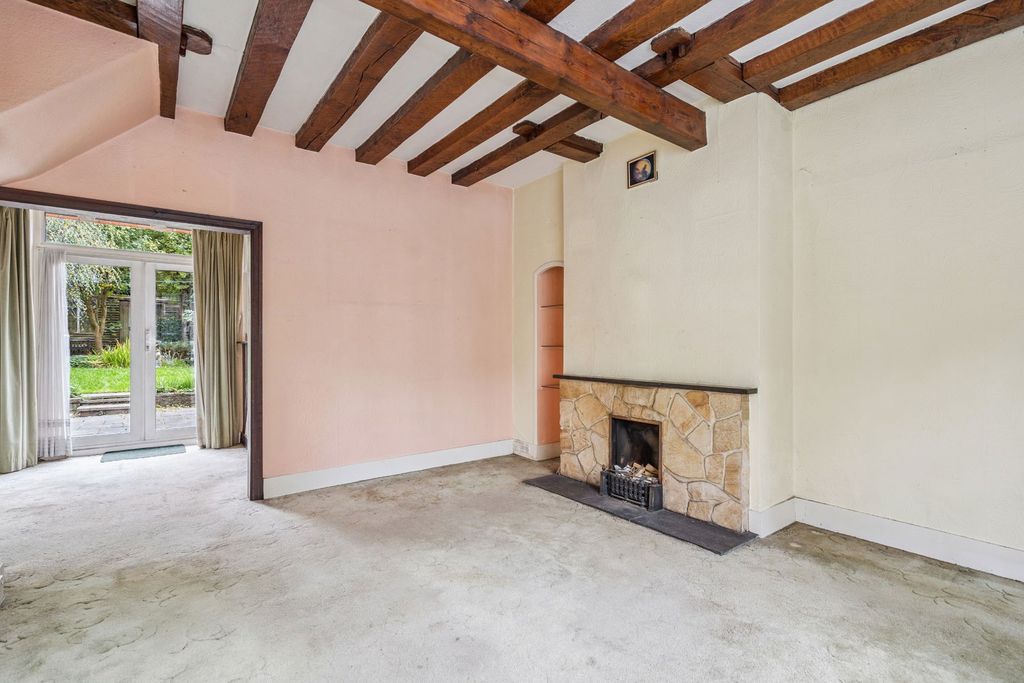 Property photo 3 of 17