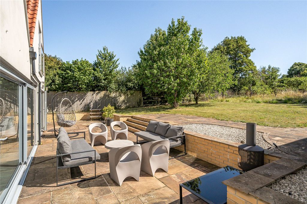 Property photo 2 of 24 Picture No. 08