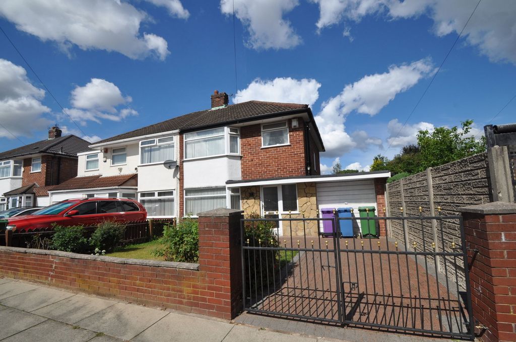 Property photo 1 of 40
