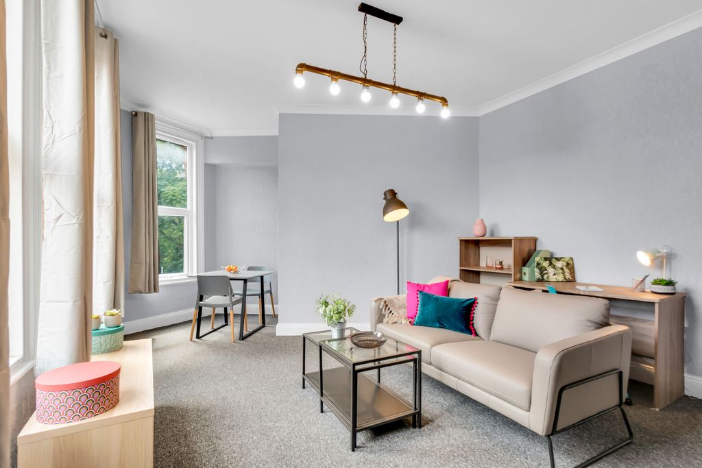 Property photo 2 of 7 Property Photo